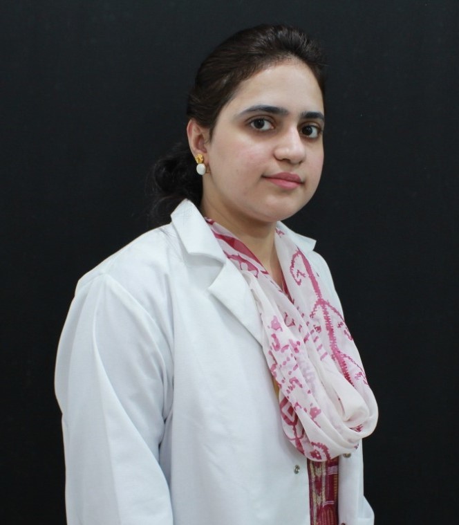 Dr Marrium Manzoor (Dermatologist )